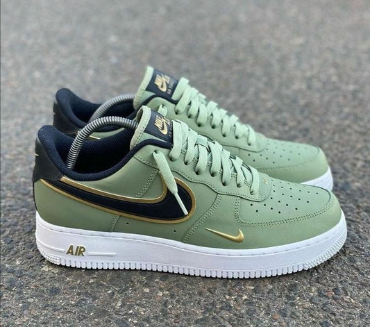 Nike Air Force 1 verde oliva