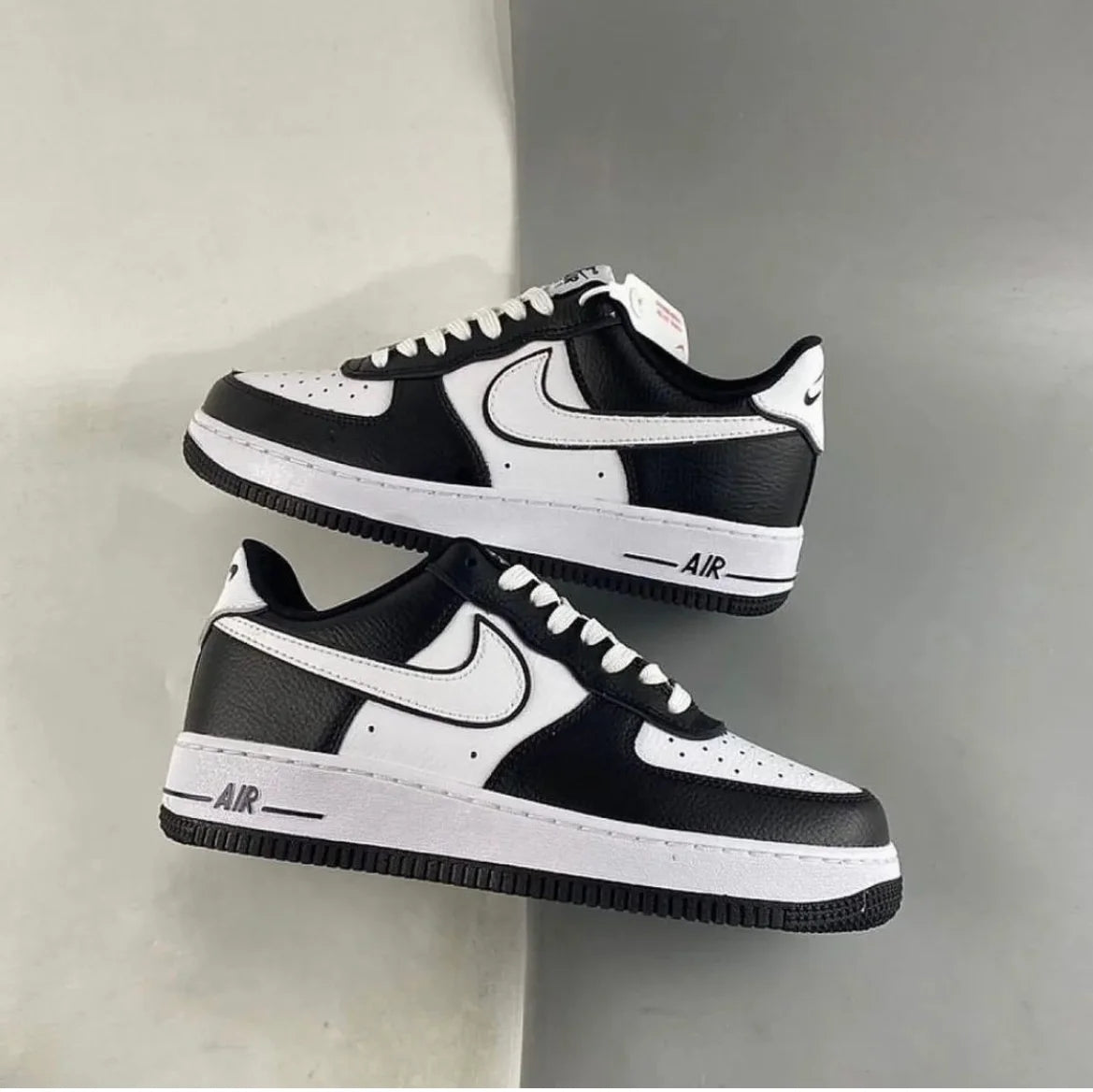 Nike Air Force 1 panda